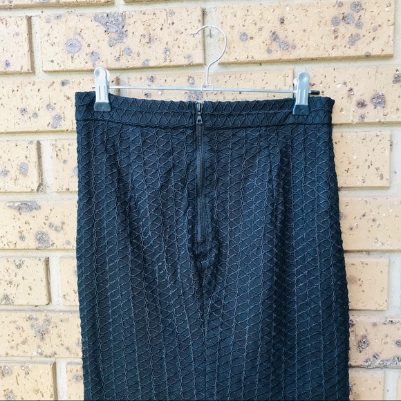 BARDOT Size 10 Black High Waisted Short Fishtail Skirt Dressy Casual Sheer - Picture 4 of 7